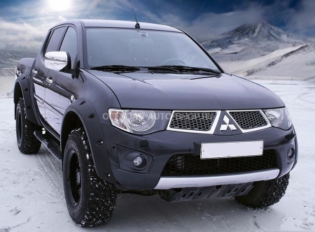 Расширители арок L200 (выступ 70 мм)